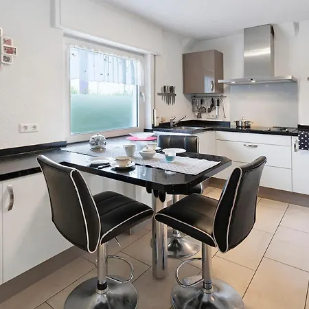 Apartment Ahorn I Ettlingen